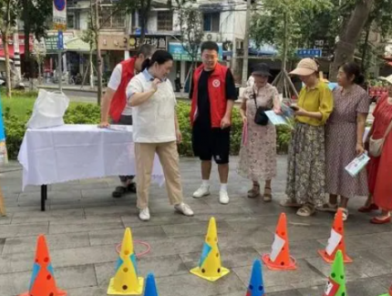 踐行低碳環保精神 成都市武侯區楠欣社區開展垃圾分類宣傳活動